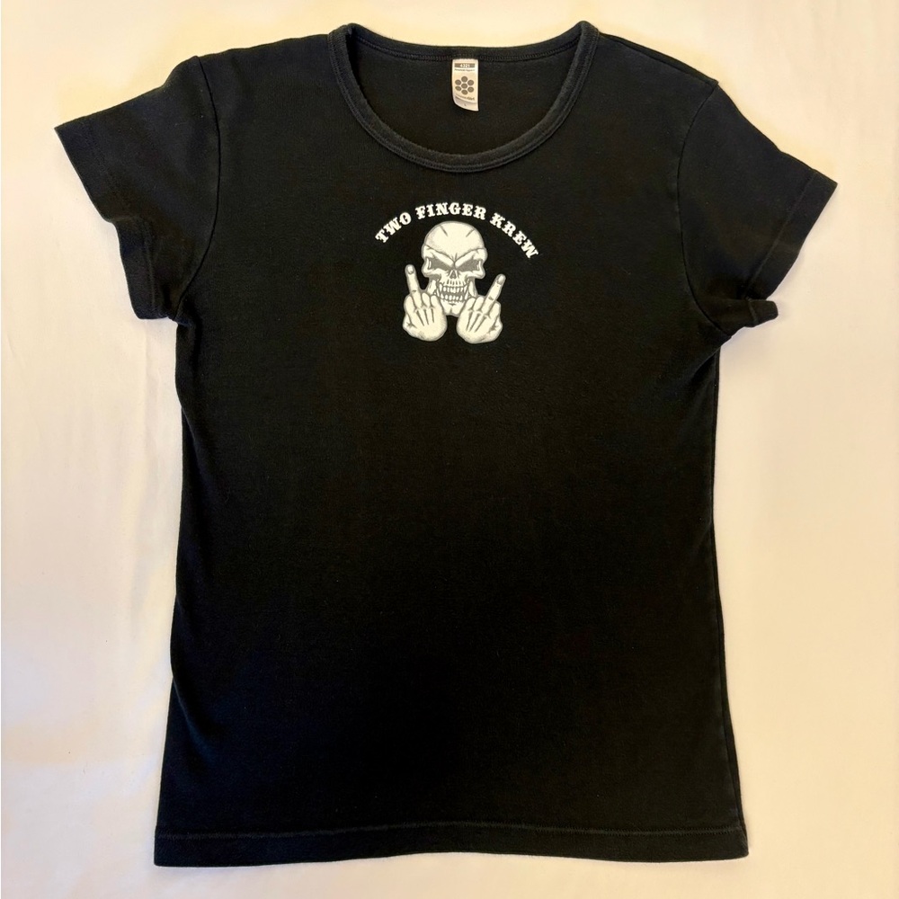 Y2K American Apparel ClassicGirl "Two Finger Krew" Skull BabyTee Grunge Punk